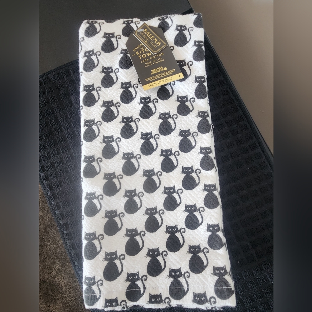 Black cat kitchen towels